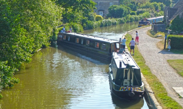 Kennet and Avon Canal (Devizes)<input type="hidden" class="is-post-family-safe" value="true">
