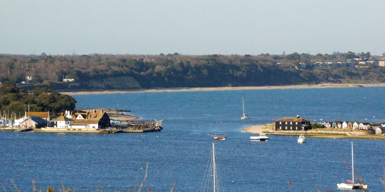 Christchurch Harbour, Dorset<input type="hidden" class="is-post-family-safe" value="true">