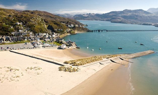 River Mawddach, Barmouth, Wales<input type="hidden" class="is-post-family-safe" value="true">
