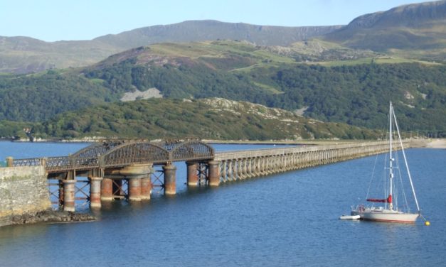 River Mawddach, Barmouth, Wales<input type="hidden" class="is-post-family-safe" value="true">