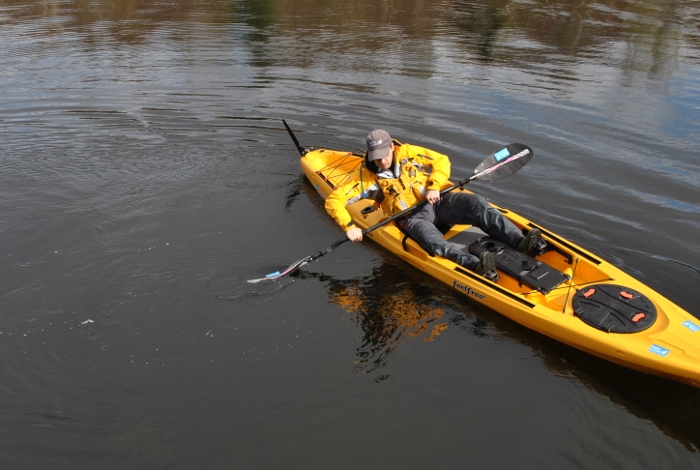 Top five essential paddle strokes for sit on top kayakers 43