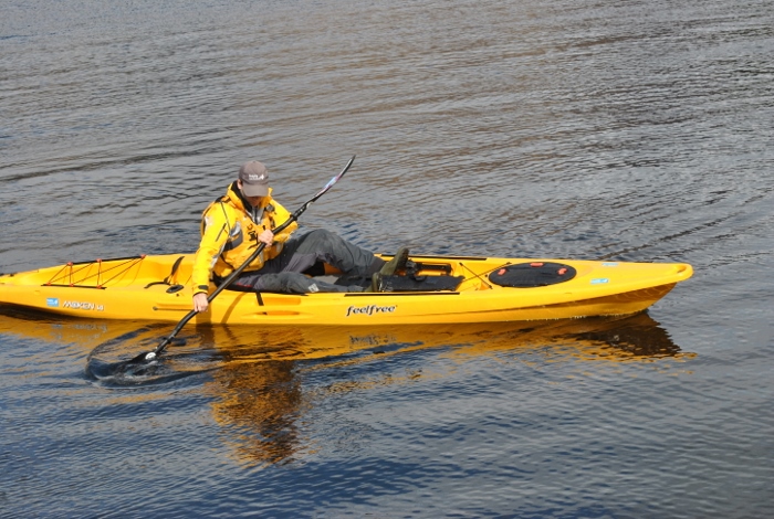 Top five essential paddle strokes for sit on top kayakers 38