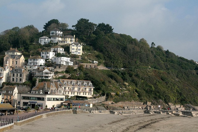 Looe Beach, Cornwall<input type="hidden" class="is-post-family-safe" value="true">