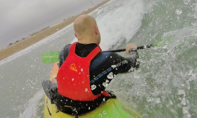 Strap it up – using kayak thigh straps in surf<input type="hidden" class="is-post-family-safe" value="true">