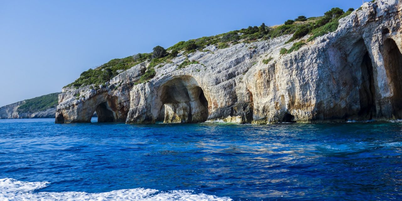 Sitting it out in Zante – Kayaking in Zakynthos<input type="hidden" class="is-post-family-safe" value="true">
