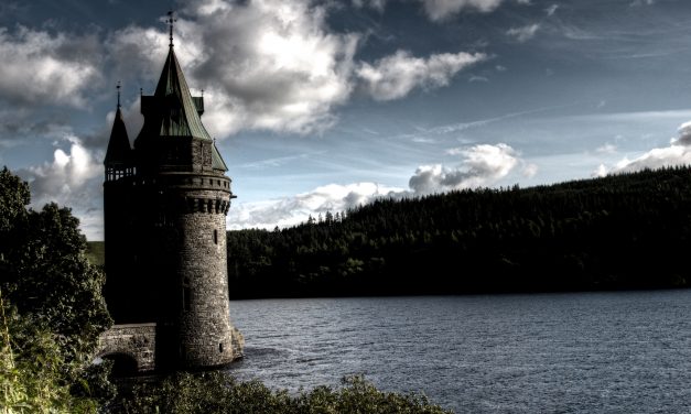 Lake Vyrnwy, Powys<input type="hidden" class="is-post-family-safe" value="true">