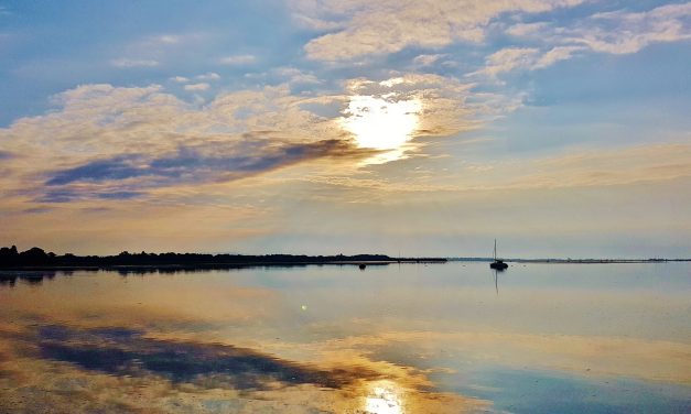 Glassy kayak mornings and avoiding mid-day coastal sea breezes<input type="hidden" class="is-post-family-safe" value="true">